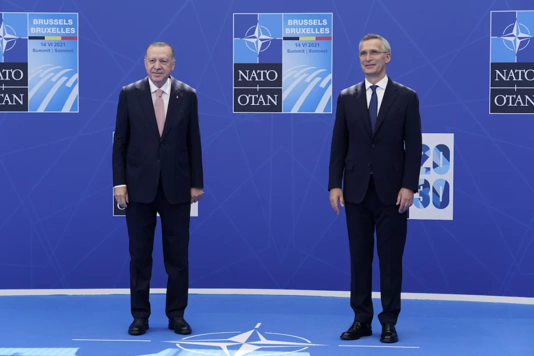 fafc2becced5f4e6f89919cc69ade3b6_XL