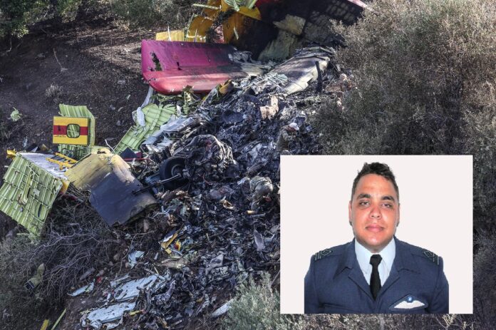 Πτώση Canadair: Η Βουλή υιοθετεί το αγέννητο παιδί του σμηναγού Χρήστου Μουλά