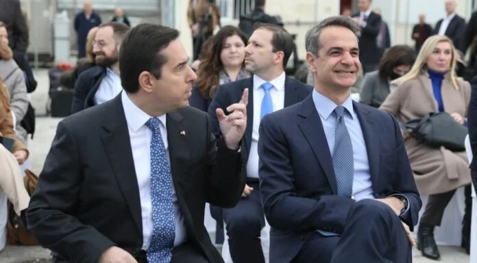 Το πολιτικό «rotation» μιας κυβέρνησης που ξέμεινε από πρόσωπα