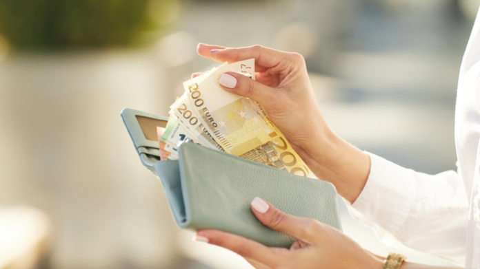 Ιωάννινα: Έφυγε από το ξενοδοχείο με το πορτοφόλι της ιδιοκτήτριας