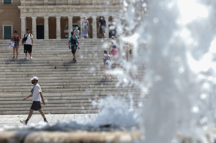 BBC: Ακραία καιρικά φαινόμενα στη νότια Ευρώπη -Πάνω από 40 βαθμούς σε Ισπανία, Γαλλία, Ελλάδα