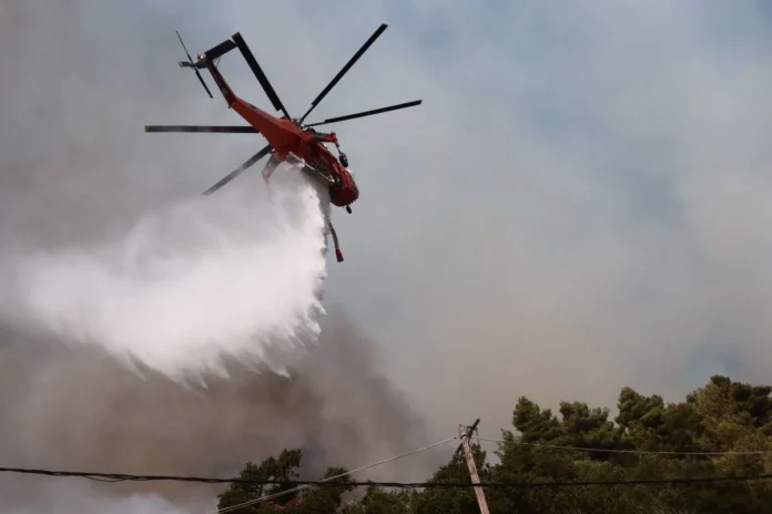 Μυστικά κονδύλια 130 εκατομμυρίων ευρώ ετησίως στο όνομα της πυρόσβεσης Μυστικά κονδύλια 130 εκατομμυρίων ευρώ ετησίως στο όνομα της πυρόσβεσης