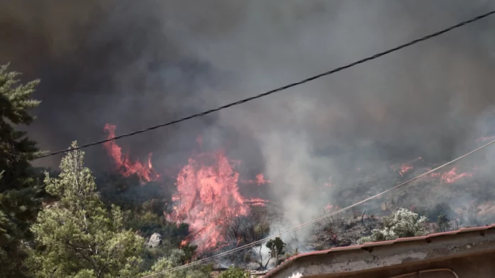 Πάρνηθα: Με σοβαρό έγκαυμα κάτοικος της Αγίας Παρασκευής από έκρηξη φιάλης υγραερίου