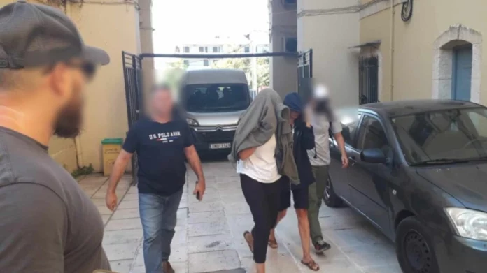 Χανιά: Στήνουν… συγκέντρωση συμπαράστασης για τον Χανιώτη γυναικολόγο «εγκέφαλο» του κυκλώματος με τις παράνομες υιοθεσίες