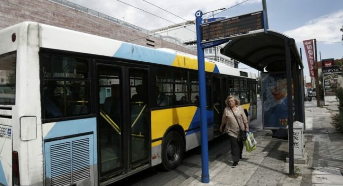 Θεσσαλονίκη: Ρατσιστική επίθεση σε 23χρονη από το Κονγκό μέσα σε αστικό λεωφορείο