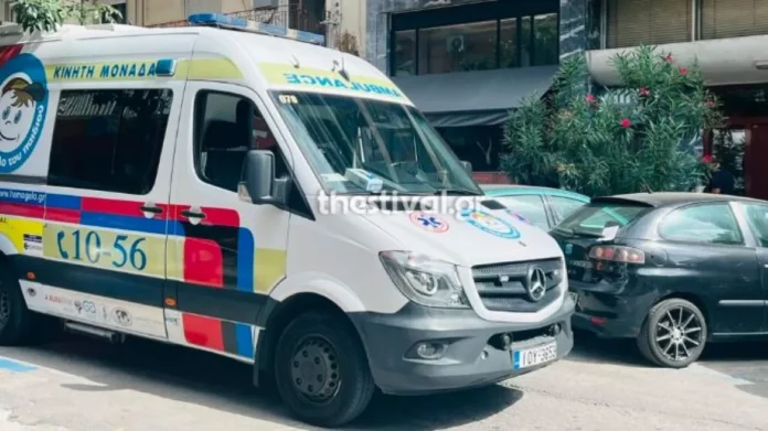 Θεσσαλονίκη: Ανήλικοι «έστησαν» καρτέρι και ξυλοκόπησαν 17χρονο έξω από το σχολείο του