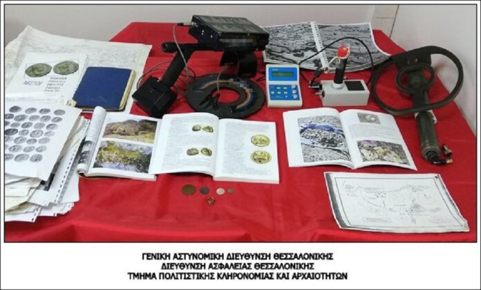 Ξάνθη: Αστυνομικοί Θεσσαλονίκης συνέλαβαν 71χρονο με αδυναμία στα αρχαία νομίσματα (φωτο)