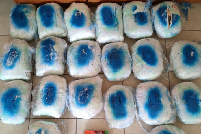 Θεσσαλονίκη: Τον τσάκωσαν στη Σταυρούπολη με 22 κιλά κάνναβη