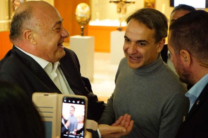 Eve Μπέου: Έχω καταλάβει ποιος είναι…Λυπάμαι την οικογένεια που είναι δίπλα του τώρα