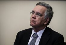Ισοβίτης σχεδίαζε την επίθεση στον Ντογιάκο – Το περίστροφο και τα 4.000 ευρώ στο σπίτι του άνδρα που παρέδωσε τη χειροβομβίδα στον Αιγύπτιο