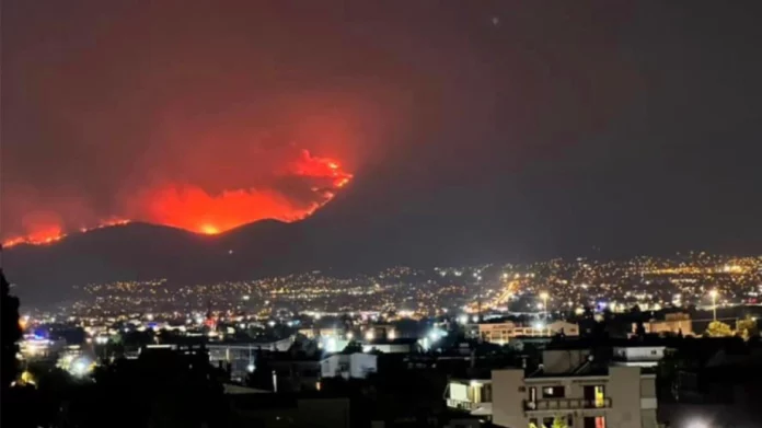 Βίντεο-ντοκουμέντο δείχνει πώς κάηκε η Πάρνηθα στις 23 Αυγούστου