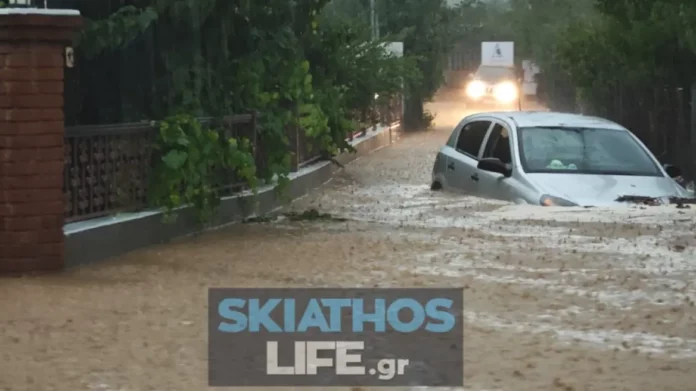 Κακοκαιρία «Daniel»: Αίτημα να κηρυχθεί σε κατάσταση έκτακτης ανάγκης η Σκιάθος