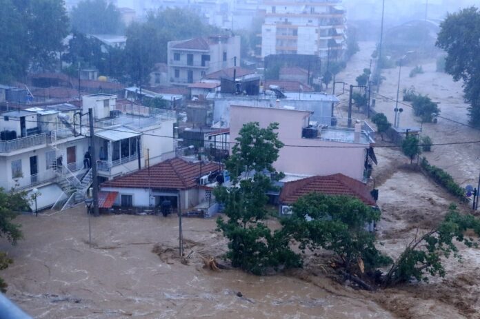 Κραυγή απόγνωσης από τον πατέρα του 42χρονου αγνοούμενου στον Βόλο: Δεν ψάχνει κανείς, βοηθήστε μας να βρούμε το παιδί μας