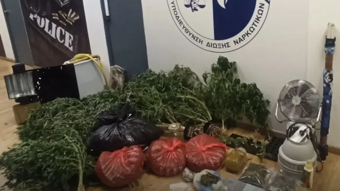 Συνελήφθη 28χρονος στο Καπανδρίτι για διακίνηση κάνναβης – Κατασχέθηκαν πάνω από 5 κιλά