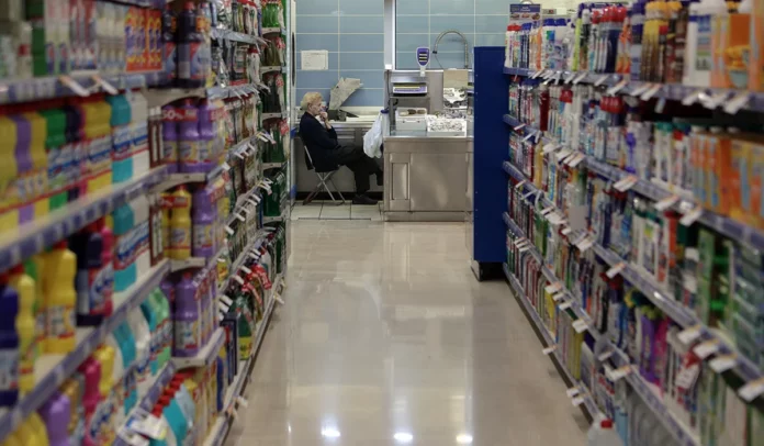 Τρεις συλλήψεις για κλοπές σε σούπερ μάρκετ της βόρειας Ελλάδας – Έκλεβαν ποτά, αντιηλιακά και… λάδι