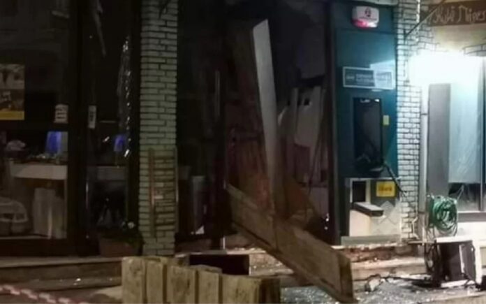Μεσσηνία: Ανατίναξαν ΑΤΜ στο Πεταλίδι -Σοβαρές υλικές ζημιές