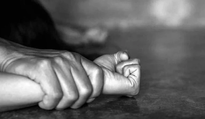 Βόρεια Εύβοια: Συνελήφθη 40χρονος για τον βιασμό 66χρονης μέσα στο σπίτι της