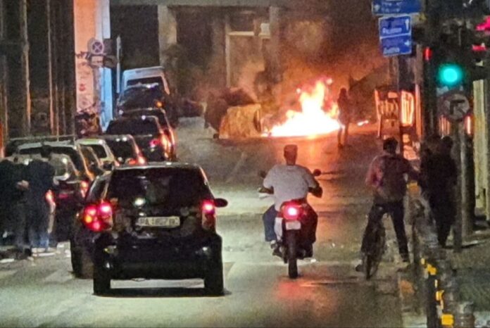 Αθήνα: Επεισόδια στα Εξάρχεια μετά από τραυματισμό 17χρονης (video)