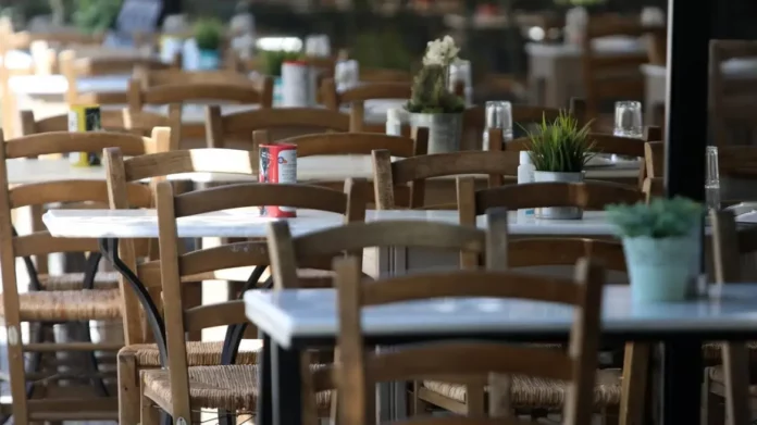 Σοβαρό πρόβλημα ρευστότητας αντιμετωπίζει 1 στις 2 μικρές επιχειρήσεις