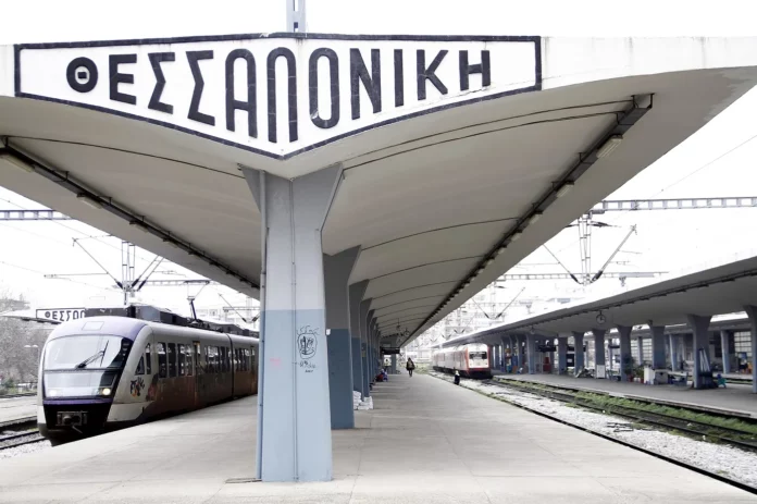 Θεσσαλονίκη: Με λεωφορεία τελικά τα δρομολόγια των τραίνων από και προς Λάρισα – Καθυστερήσεις σε αμαξοστοιχίες