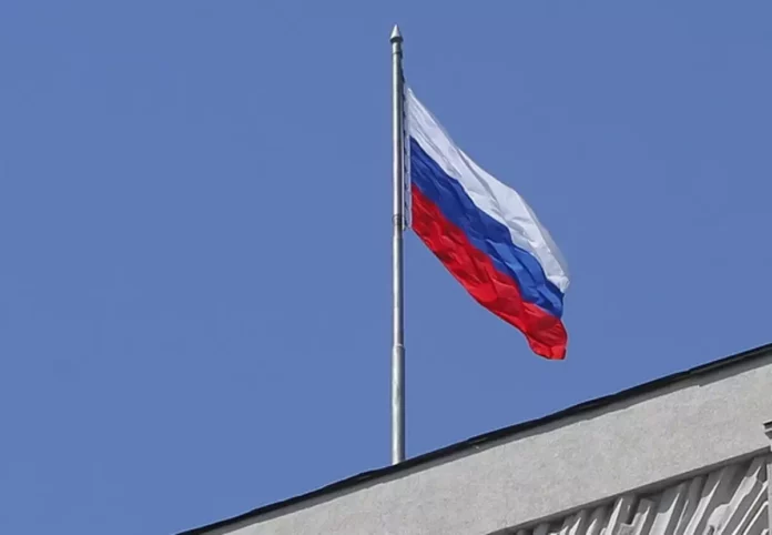 La Repubblica: «Η πρεσβεία της Ρωσίας στη Ρώμη έκανε ύποπτες αναλήψεις ύψους 4.000.000 ευρώ»