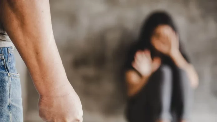 Περιστέρι: Ξυλοδαρμός 14χρονης από συμμαθήτριές της σε σχολείο