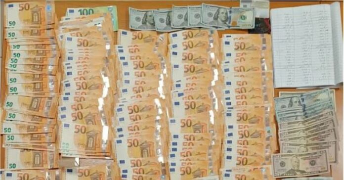 Κύκλωμα πωλούσε πλαστά δελτία αιτούντων άσυλο στη Σάμο