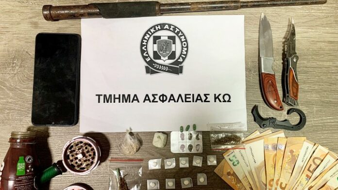Κως: Για διακίνηση ηρωίνης κατηγορούνται τρία άτομα που συνελήφθησαν