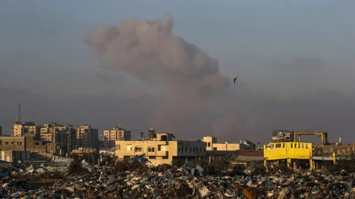 Πόλεμος στο Ισραήλ: Νέοι βομβαρδισμοί στη Γάζα – Διαφωνίες Τελ Αβίβ – Ουάσιγκτον για το κράτος της Παλαιστίνης