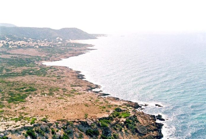 Η Guardian στη Γαύδο: Πώς το ελληνικό νησί μπήκε στο στόχαστρο διακινητών