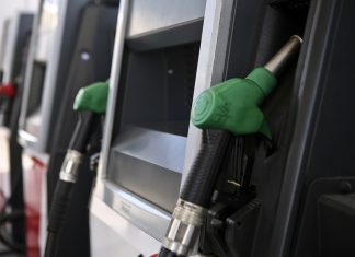 Άνω Λιόσια: Νύχτα τρόμου για υπάλληλο πρατηρίου – Οδηγός τον απείλησε με όπλο γιατί ήθελε να γεμίσει το ρεζερβουάρ του