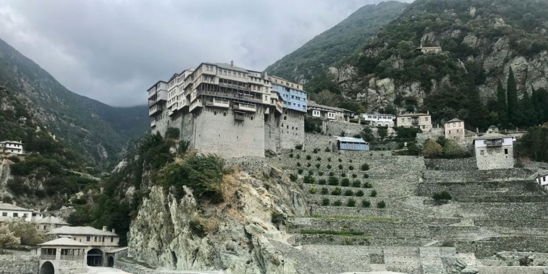 aleksei-simonenko-fsOqW_-b0Xc-unsplash