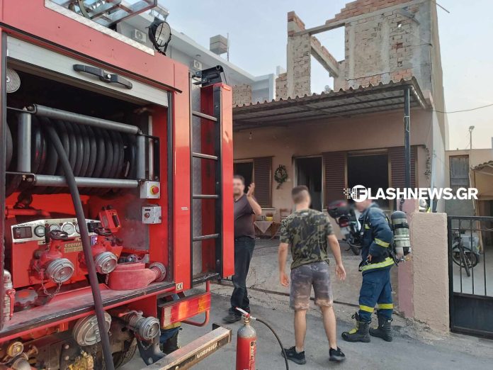 Χανιά: Σπίτι τυλίχθηκε στις φλόγες – Αρκετές οι υλικές ζημιές (φωτο)