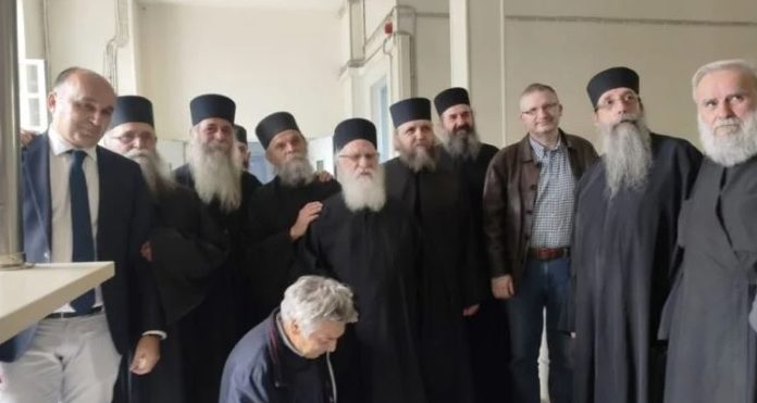 Βόλος: Αθωώθηκαν μοναχοί για διασπορά ψευδών ειδήσεων την περίοδο της πανδημίας