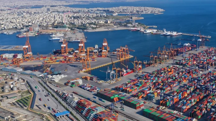 Μπλόκο και σε δεύτερο φορτίο με κοκαΐνη στον Πειραιά – Βρέθηκαν περίπου 100 κιλά