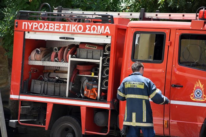Στις φλόγες στάβλος στα Κάτω Αμπέλια Σερρών- Επί τόπου η Πυροσβεστική