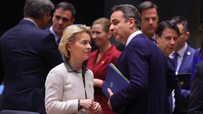 Ακρίβεια: Επιστολή Μητσοτάκη στην φον ντερ Λάιεν, αλλά… για τη νέα περίοδο της Κομισιόν