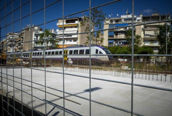 Σιδηρόδρομος: «Φουντώνει» η κόντρα με τους μηχανοδηγούς – Το πρόστιμο στη ΡΑΣ και η νέα ανακοίνωση