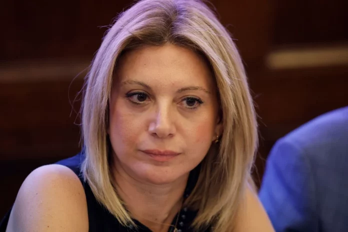 Μαρία Καρυστιανού σε Μητσοτάκη: Έχω δικαίωμα να μάθω γιατί κάηκε το παιδί μου