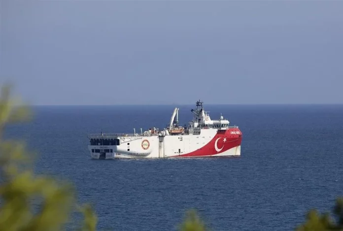 Χουριέτ: Γκρεμίστηκε ένα τείχος στο Αιγαίο