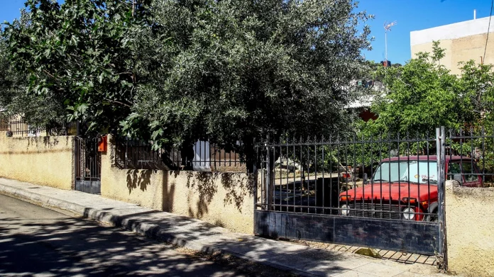 Φρικιαστική ομολογία από τον γιο του ηλικιωμένου στα Λιόσια: «Δεν άντεχα άλλο τη μυρωδιά και αναγκάστηκα να τον κάψω»