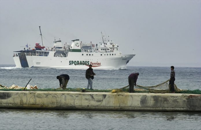 Αλόννησος: Διαμαρτυρίες από τους κάτοικους για την καθυστέρηση της ακτοπλοϊκής σύνδεσης με τη Θεσσαλονίκη