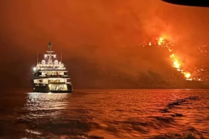 «Άρπα κόλα» το πόρισμα της Πυροσβεστικής για τη φωτιά της Ύδρας και τους Καζακστανούς