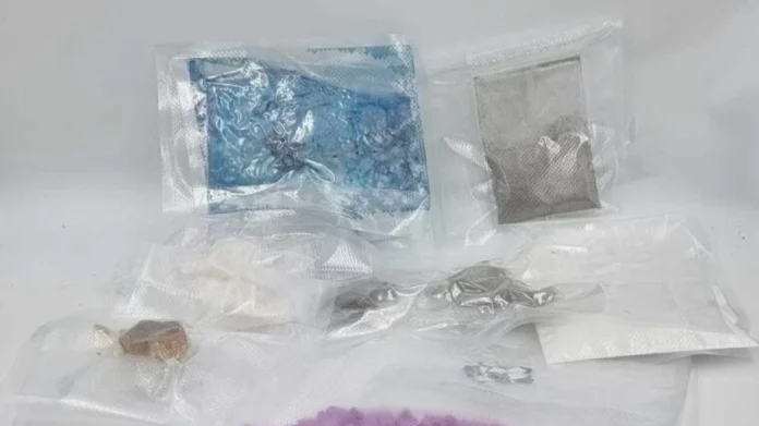 Κέρκυρα: Είχε κάνει… σούπερ μάρκετ ναρκωτικών το σπίτι του