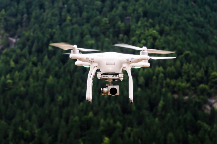 Εργαζόμενοι εταιρείας με drones οι 4 προσαχθέντες για την πυρκαγιά στα Γλυκά Νερά