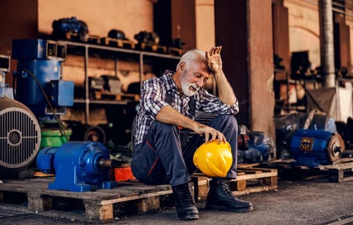 «Ο νόμος δεν δίνει το δικαίωμα στον εργαζόμενο να αρνηθεί», λέει ειδικός για την εξαήμερη εργασία