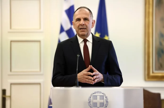 Απάντηση Γεραπετρίτη σε Σαμαρά: Φενάκη η αντίληψη ότι τα προβλήματα θα λυθούν με πολεμικές ιαχές ή ακινησία Γεραπετρίτης για επεισόδιο στην Κάσο: Δεν υπήρξε καμία απολύτως υποχώρηση από την ελληνική πλευρά