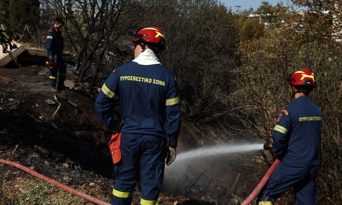 Φωτιά στην Πρέβεζα – Καίει σε αγροτοδασική έκταση