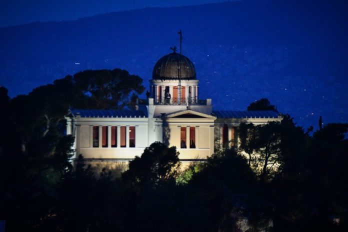 Υπέκλεψαν τα προσωπικά στοιχεία επισκεπτών του αστεροσκοπείου Αθηνών