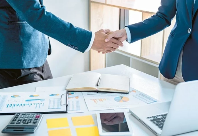 Στην «τελική ευθεία» το σχέδιο νόμου για συγχωνεύσεις μικρών επιχειρήσεων